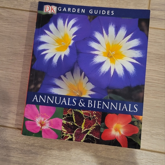 Annuals and biennials book - Picture 1 of 3